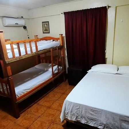 Tropical Dreams Hostel South End Εξωτερικό φωτογραφία