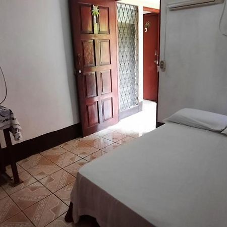 Tropical Dreams Hostel South End Εξωτερικό φωτογραφία