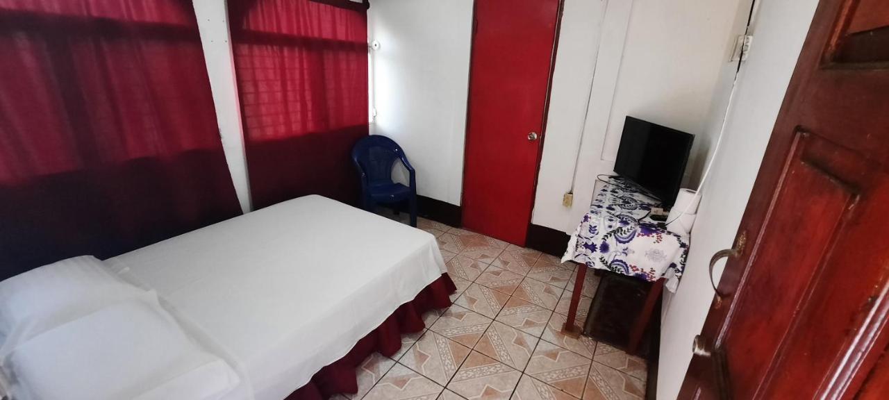 Tropical Dreams Hostel South End Εξωτερικό φωτογραφία