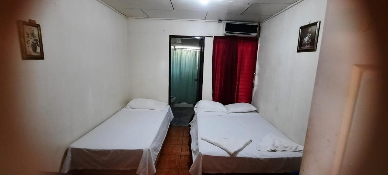 Tropical Dreams Hostel South End Εξωτερικό φωτογραφία