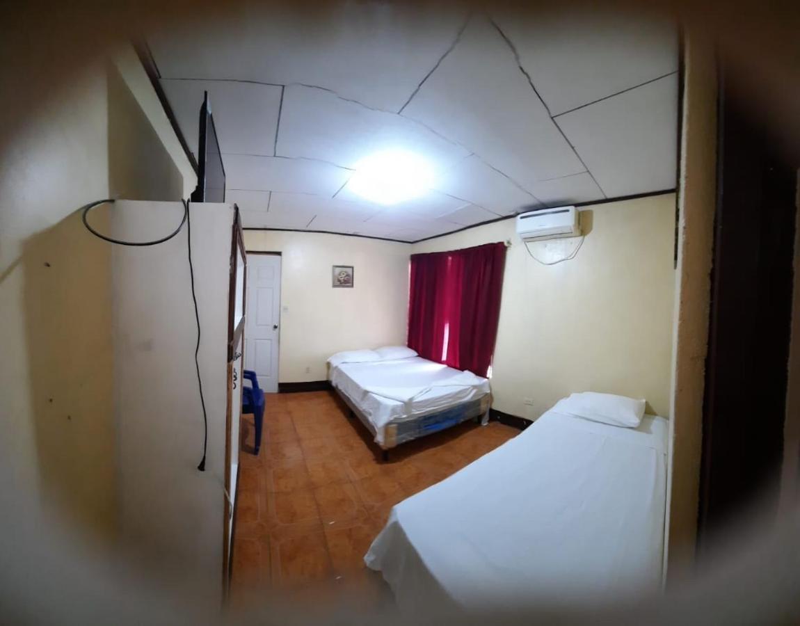 Tropical Dreams Hostel South End Εξωτερικό φωτογραφία